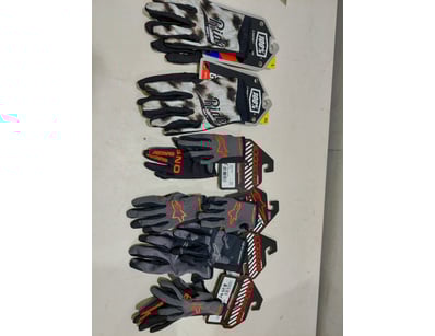 Motorcycle Apparel & Accessories (NSWA984) - Lot 451
