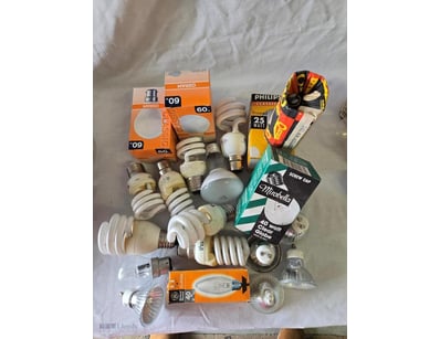 This Collection Features Approximately 20 Assorted...