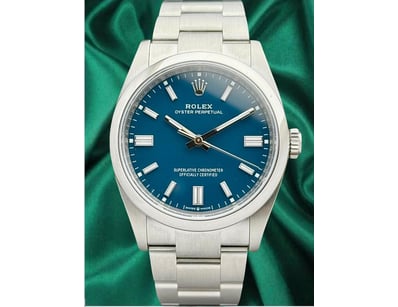 Luxury Watches (A978) - Lot 401