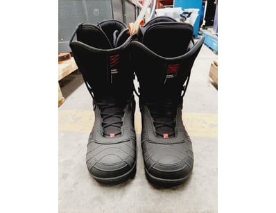 Head Next Edge men's ski boots.
Size: US 11.5

