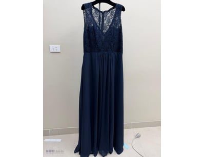 NAVY LACE AND CHIFFON EVENING GOWN

Item Size: Hei...