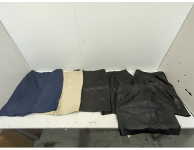 Entire Vintage Clothing Store Liquidation (ON11... - Lot 149