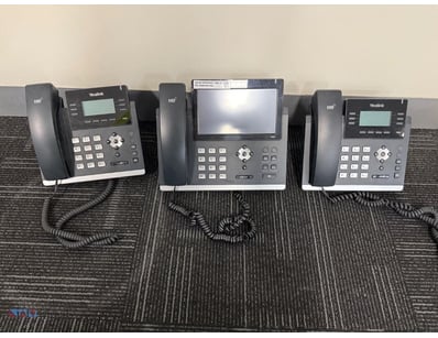 Professional business telephone system comprising ...