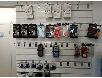 Dyson, Apple & Other Major Brand Reseller Liquid... - Lot 12