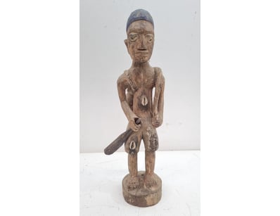 EAST AFRICAN WOODEN SAHARAN HUNTER FIGURE WITH BLU...