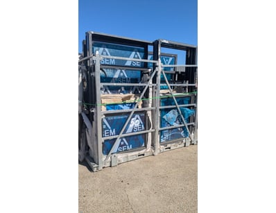 Assorted Stillage of Aluminium Glass Doors

Glas...