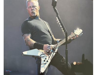 METALLICA JAMES HETFIELD SIGNED PHOTO 

James Hetf...