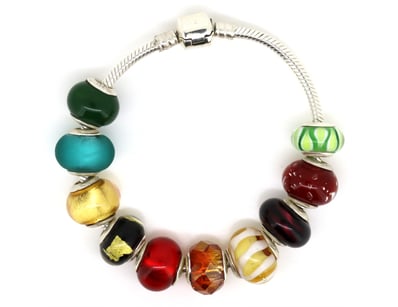 Affordable Jewellery Market (A1005) - Lot 561