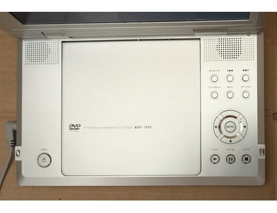 Home Entertainment, Audio & Computers (A1000) - Lot 821