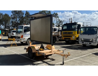 <b>2015 Giga Signs MSC Mobile LED Display Trailer ...