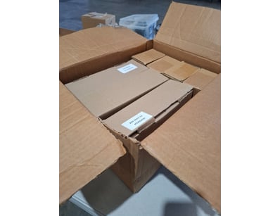 UNRESERVED Trimble Equipment & Accessories Wareh... - Lot 70