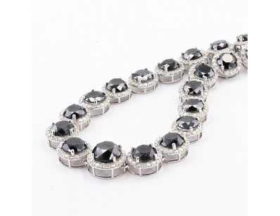 Iconic Elegance - High End Lux Jewellery - Lot 34