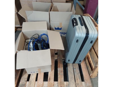 Assorted items including, various branded ethernet...