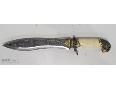ORNATE PATTERNED BOWIE KNIFE WITH BONE HANDLE

I...