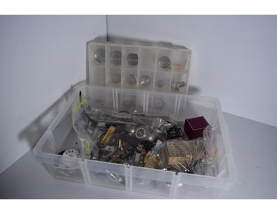 The Curio Collection (A1000) - Lot 2005