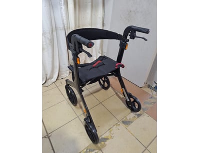 House & Homewares (A1004) - Lot 773