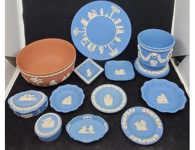 Antiques, Vintage & Interior Treasures (A1004) - Lot 285