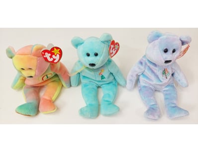 The Curio Collection (A979) - Lot 8225