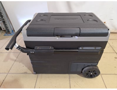 Sport, Leisure & Lifestyle (A1004) - Lot 370