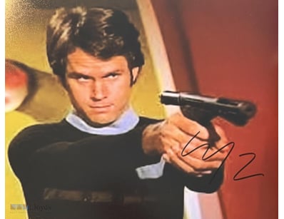 LOGANS RUN MICHAEL YORK SIGNED PHOTO 

Michael Yor...