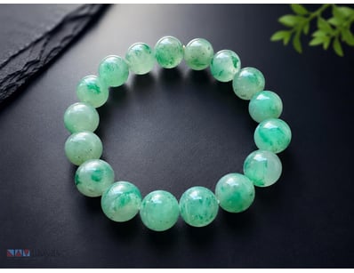 NATURAL  QUARTZITE JADE BRACELET 

Total Item Weig...