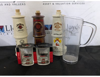 JIM BEAM COLLECTIBLE MEMORABILIA SET

Item Size:...