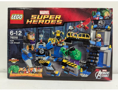 **UNRESERVED** LEGO Marvel Super Heroes set 76018 ...