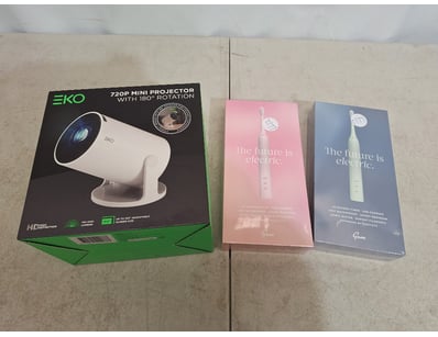 1 x EKO  720P mini projector with 180  rotation, R...