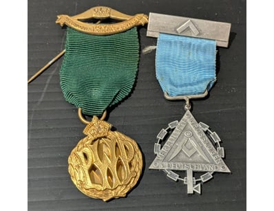 The Curio Collection (A991) - Lot 643