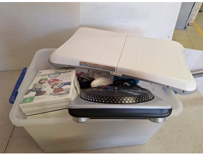 Home Entertainment, Audio & Computers (A981) - Lot 639