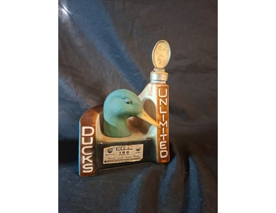 VINTAGE BEAM WHISKEY DECANTER COLLECTION - DUCK AN...