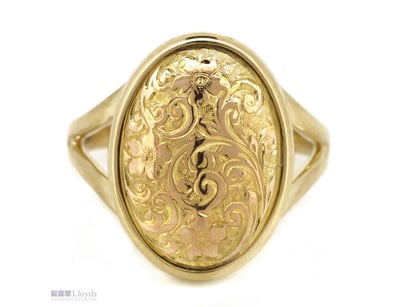 14K/15K YELLOW GOLD RING.      

The Ring Features...