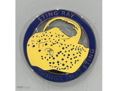 STING RAY-THINGS THAT STING LARGE COLOURFUL MEDALL...