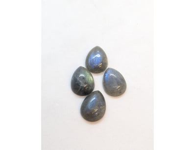 45 TCW LABRADORITE GEMSTONES

Condition: Good - Re...