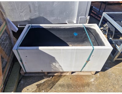 Planter box, 1330mm x 670mm

some chips to item....