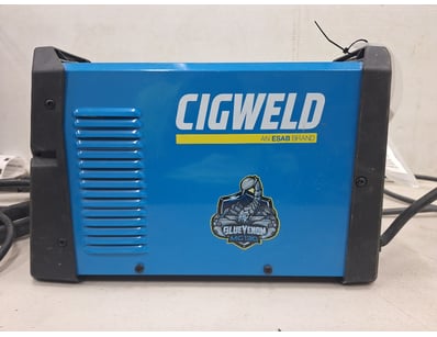 Police Seized Property & Unclaimed Jewellery (A... - Lot 380