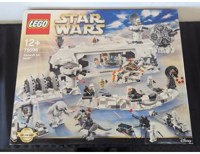 **UNRESERVED** COOKIE'S LIFETIME COLLECTION OF ... - Lot 209