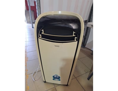 Whitegoods & Appliances (A998) - Lot 835