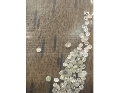 0.16 TCW WHITE VARIOUS ROUND DIAMONDS        

Con...