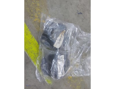 <p><strong>Upper Shock Tower Caps - Pair</strong><...