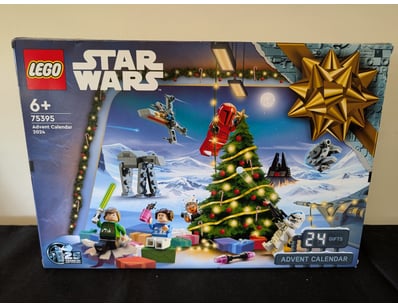 **UNRESERVED** LIFETIME COLLECTION OF LEGO PART... - Lot 686