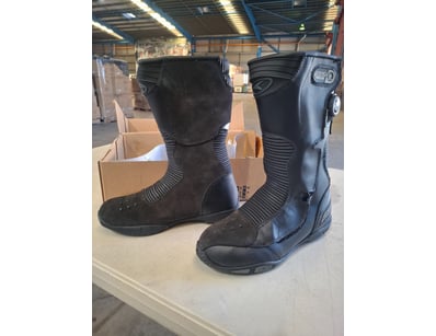 Sport, Leisure & Lifestyle (A988) - Lot 11