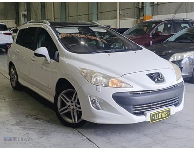 <b>2011 Peugeot 308 XSE Sportium Wagon - White - 1...