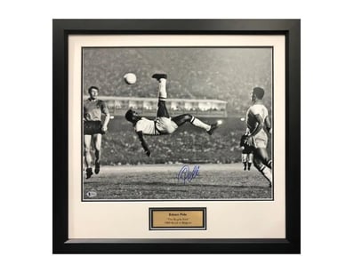 Iconic Memorabilia (A978) - Lot 120