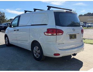 2022 LDV G10 SV7C +

Year: 2022
Make: LDV
Mode...