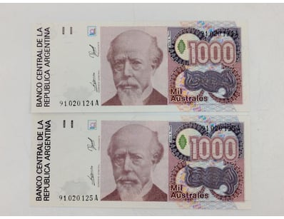 Banknotes & Coins (A977) - Lot 2004