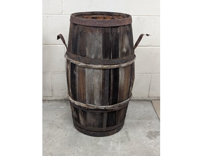 Antiques, Vintage & Interior Treasures  (A1005) - Lot 687