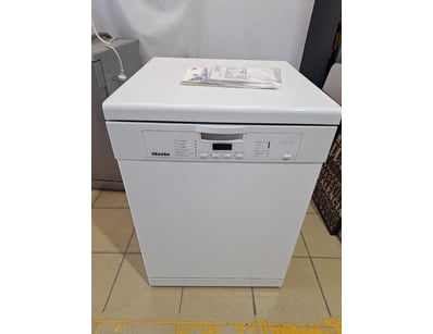 Whitegoods & Appliances (A991) - Lot 1035