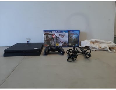 Home Entertainment, Audio & Computers (A978) - Lot 576