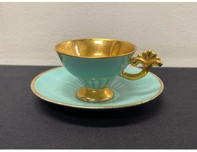 BEWY, GOLD BLUE. SAUCER + CUP SET.

10780+8

...